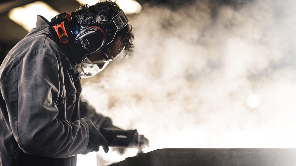 Man wearing a CleanSpace mask in an dust and silica hazard areas